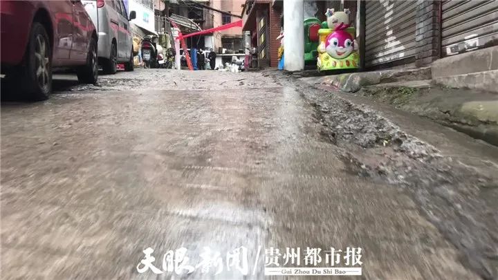 DƬ